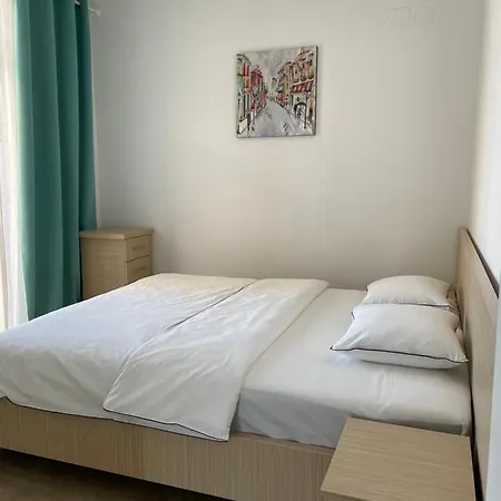Neo Aparthotel