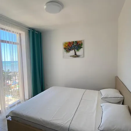 Neo Aparthotel Saturn