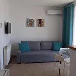 Aparthotel Neo Saturn