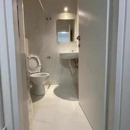 Aparthotel Neo Saturn